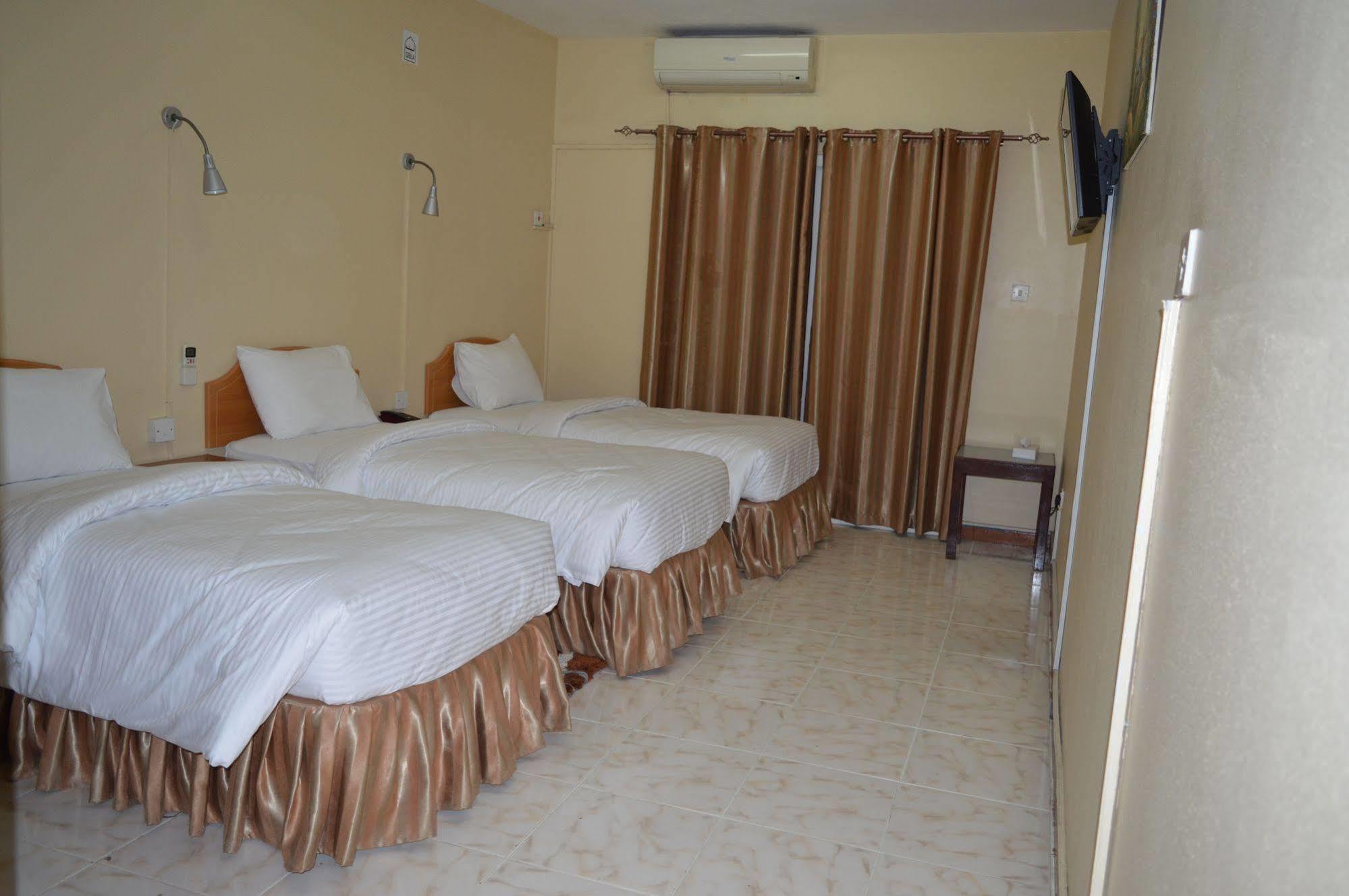 Zagy Hotel Дубай Экстерьер фото