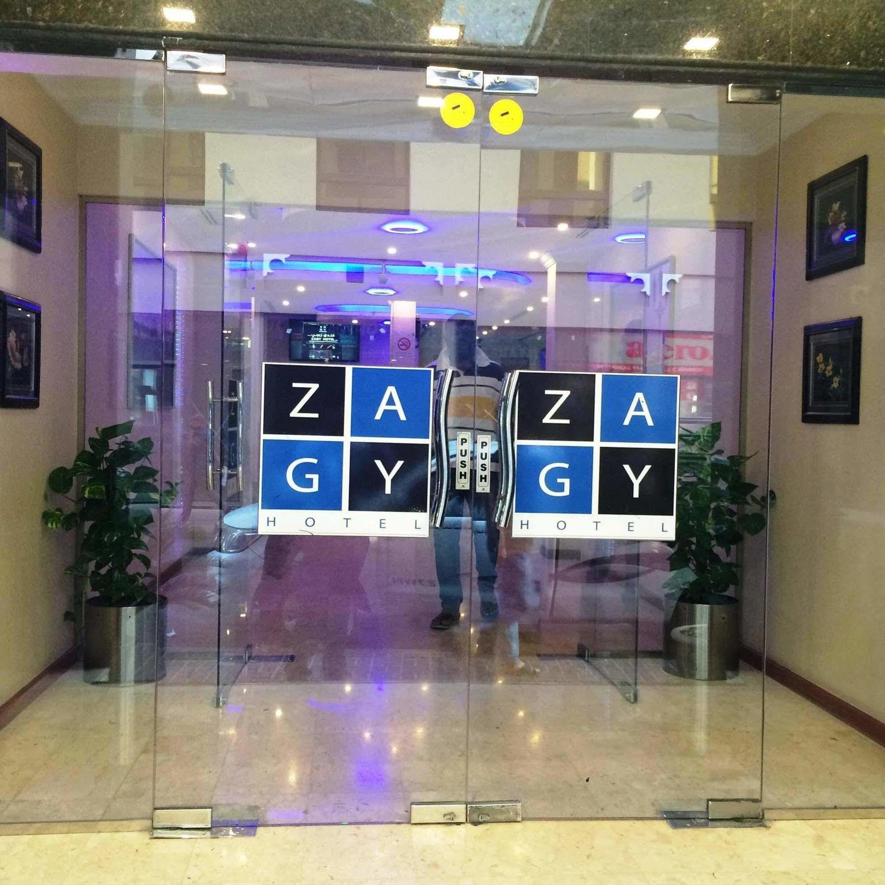 Zagy Hotel Дубай Экстерьер фото