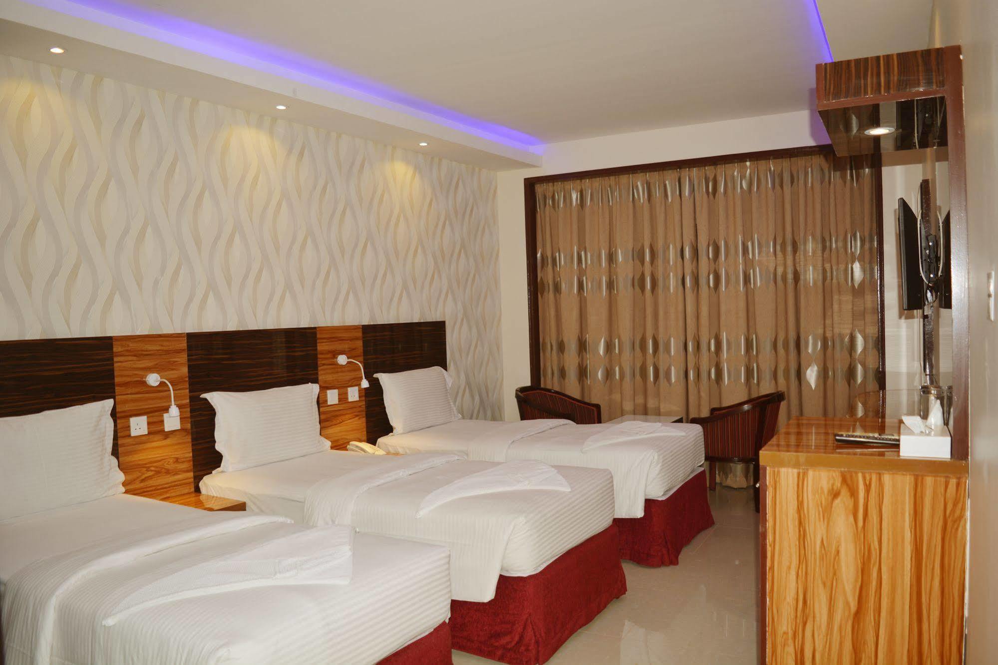 Zagy Hotel Дубай Экстерьер фото