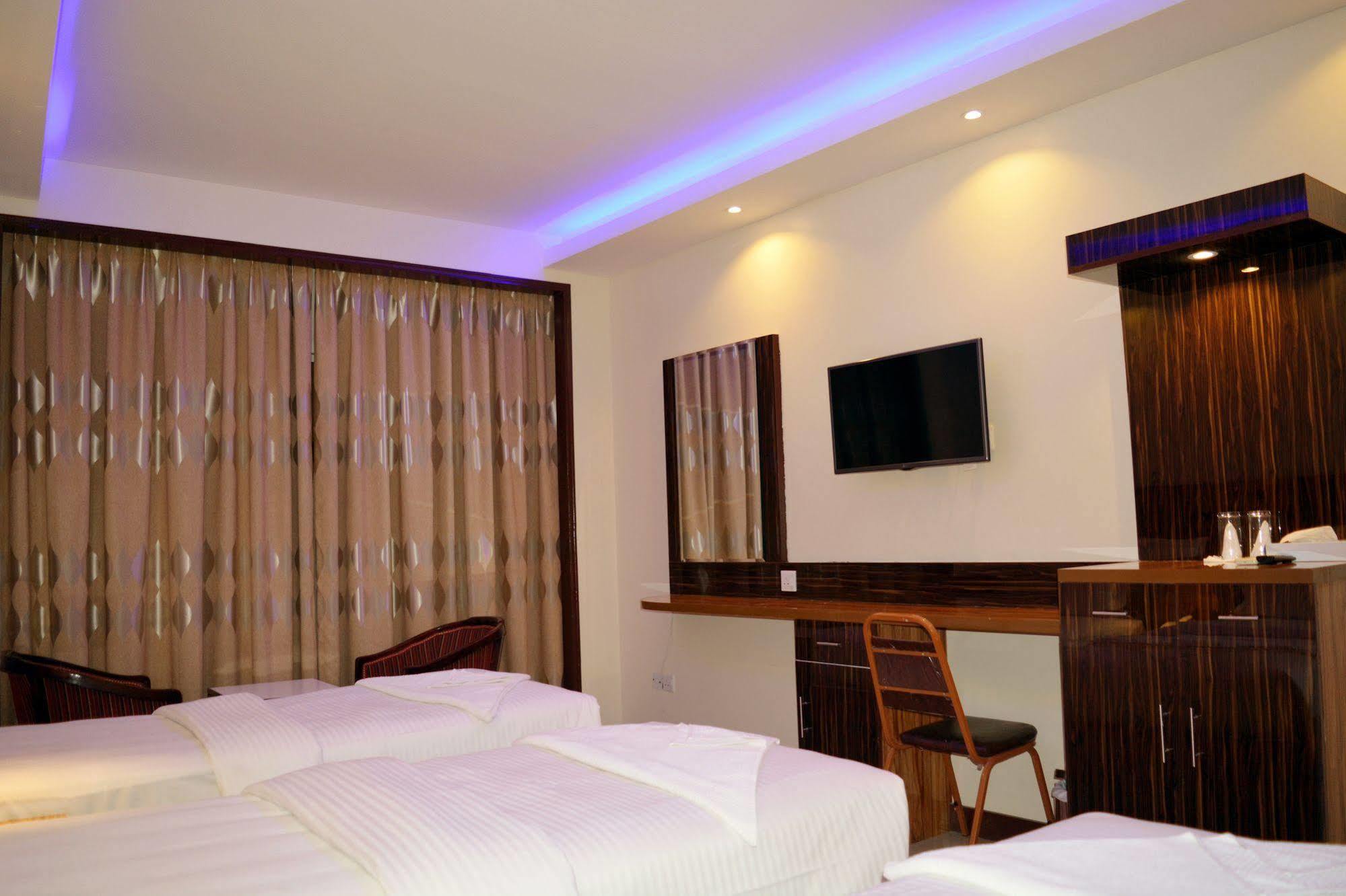 Zagy Hotel Дубай Экстерьер фото