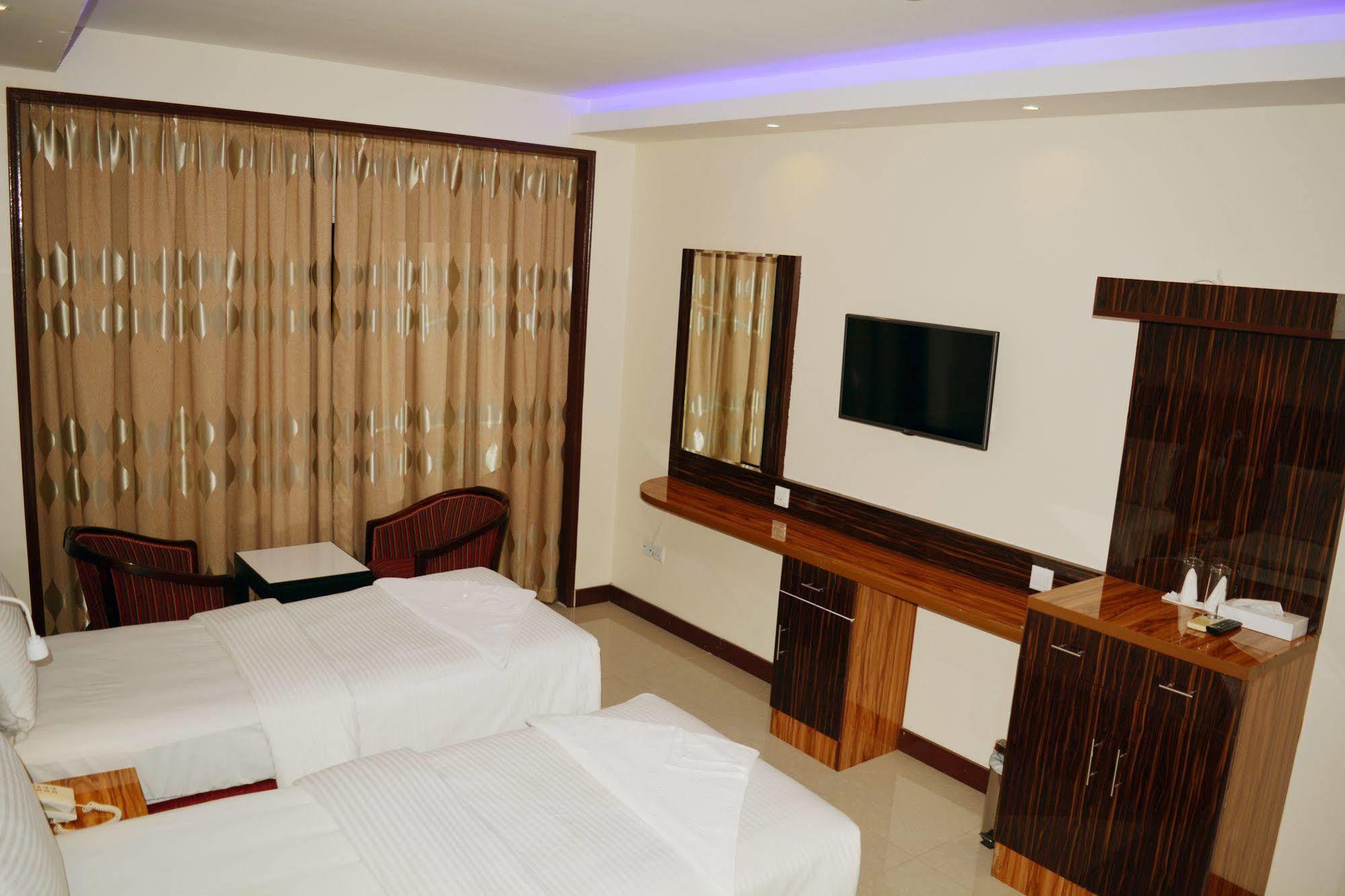 Zagy Hotel Дубай Экстерьер фото