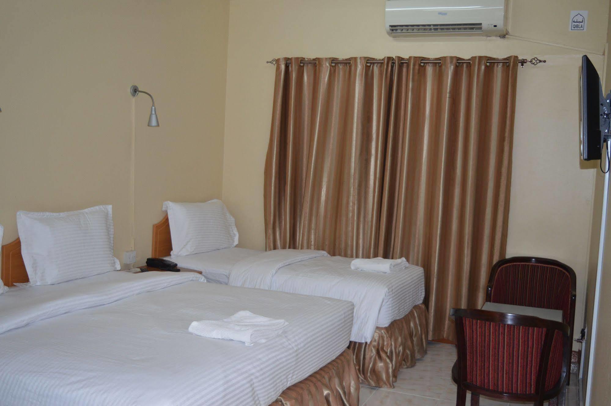 Zagy Hotel Дубай Экстерьер фото