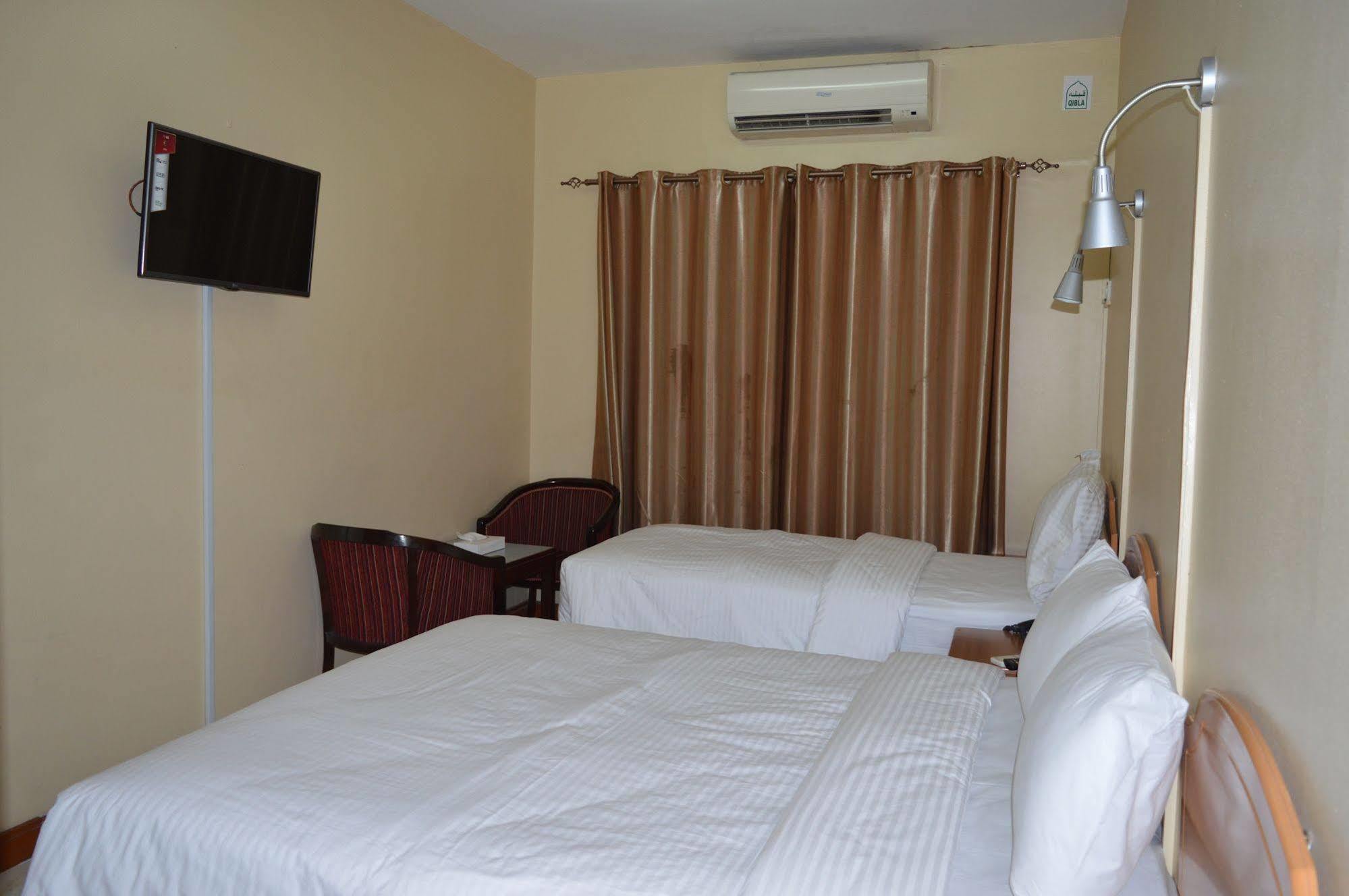 Zagy Hotel Дубай Экстерьер фото